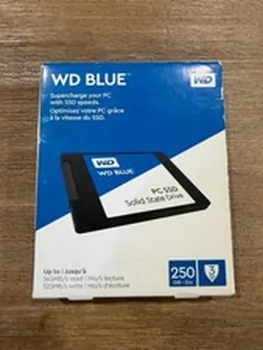 WD Blue 250GB Internal SATA SSD (Solid State Drive) (545MB/s re Brand New sealed