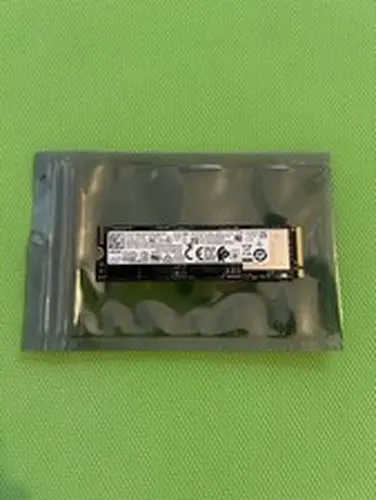 Intel 512GB SSDPEMKF512GB M.2 2280 NVMe SSD 3.0x4 94% Drive Health