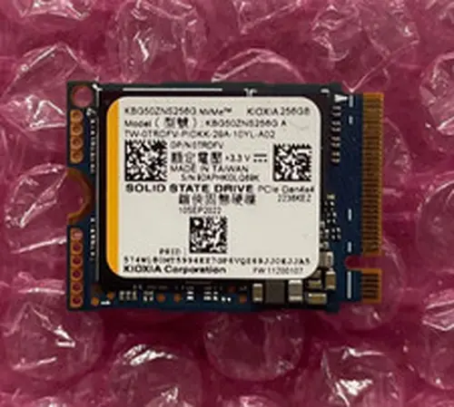 Dell 0TRDFV Kioxia 256GB M.2 NVMe SSD Solid State Drive KBG50ZNS256G