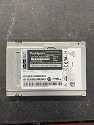 Kioxia CM5-R 3.84TB U.2 NVMe PCIe Gen3 2.5in SSD KCM5DRUG3T84 Lenovo 4XB7A14060