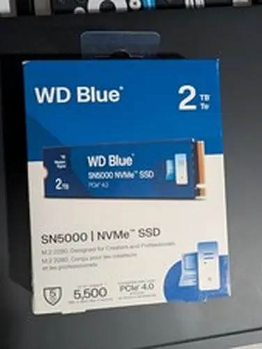 WD Blue SN5000 2TB NVMe PCIe Gen 4.0 M.2 2280 Internal SSD - New and Sealed