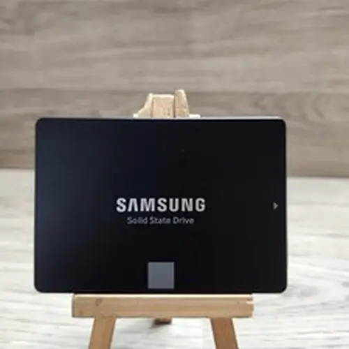 Samsung 860 EVO 1TB SATA III 6Gb/s 7mm 2.5" V-NAND SSD MZ-76E1T0 / MZ7LH1T0HMLU