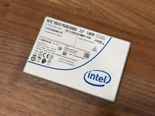 Intel D7-P5500 7.68TB U.2 NVMe PCIe 4.0 Enterprise SSD