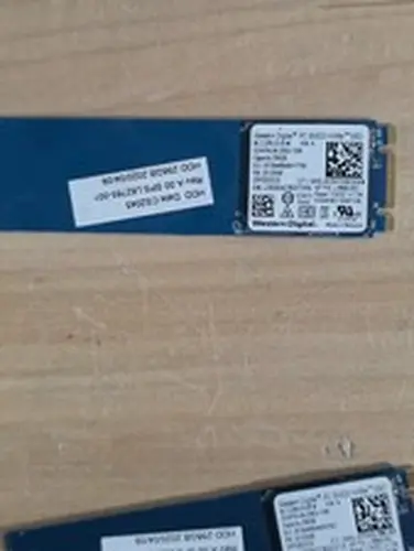 Western Digital PC SN520 256GB M.2 2280-S3-B-M NVMe SSD SDAPNUW-256G-1006 7596