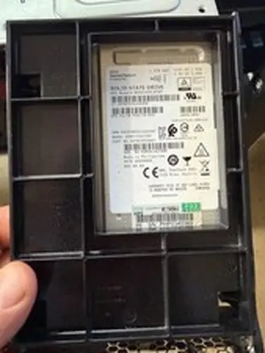 HPE 1.6TB 12G SAS SSD MO001600JWTBT KPM51VUG1T60 P04174-003 73% Health Wiped