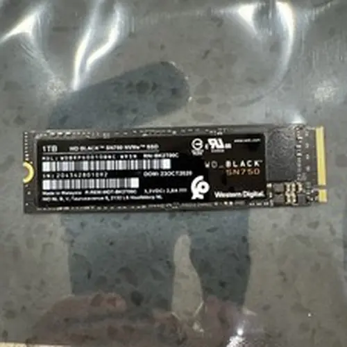 Western Digital WD Black SN750 1TB M.2 2280 NVMe PCIe SSD WDBRPG0010BNC