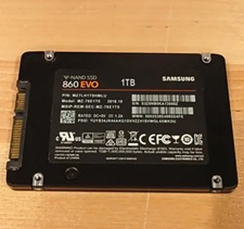 Samsung 860 EVO 1TB 2.5" SATA III Internal SSD V-NAND MZ-76E1T0