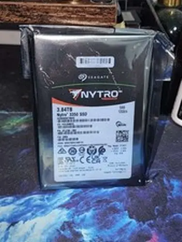Seagate Nytro 3350 XS3840SE70055 3.84TB 1 DWPD SAS 12Gb/s 3D eTLC 2.5in IBM SSD